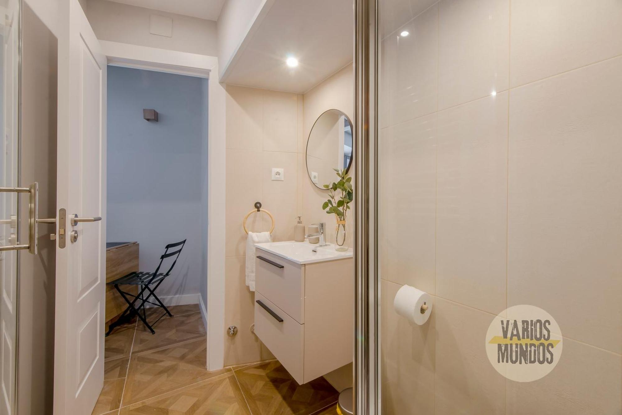 Confortable Apt Para 9Pax En El Centro De Madrid E3 Exterior photo
