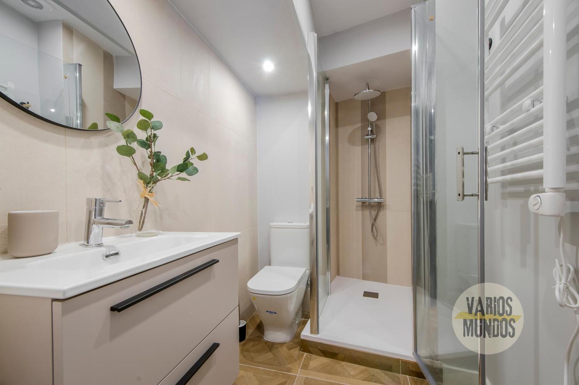 Confortable Apt Para 9Pax En El Centro De Madrid E3 Exterior photo